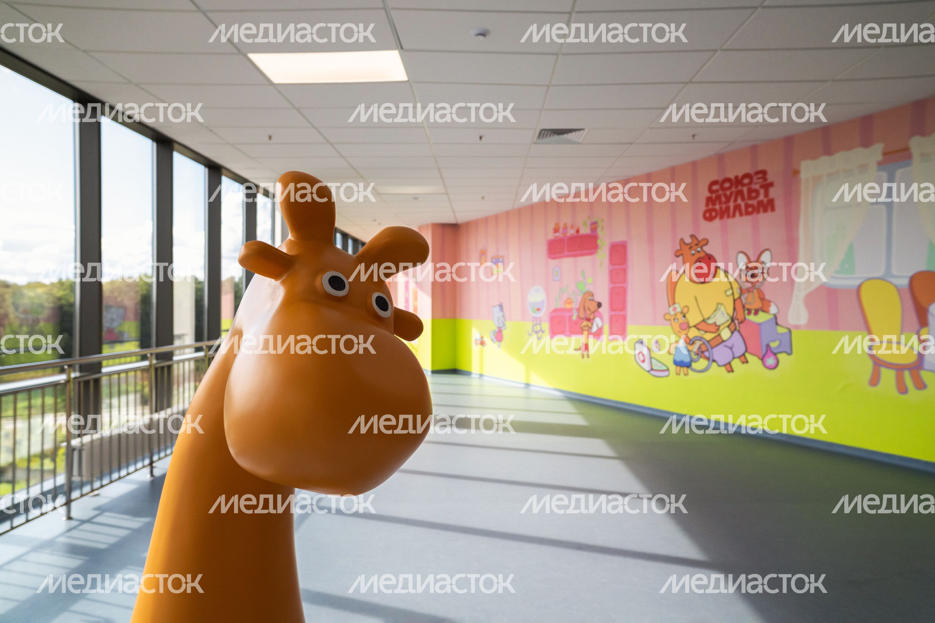 Герои «Союзмультфильма» на стенах Детского клинического центра им. Л.М. Рошаля в Красногорске Герои «Союзмультфильма» на стенах Детского клинического центра им. Л.М. Рошаля в Красногорске