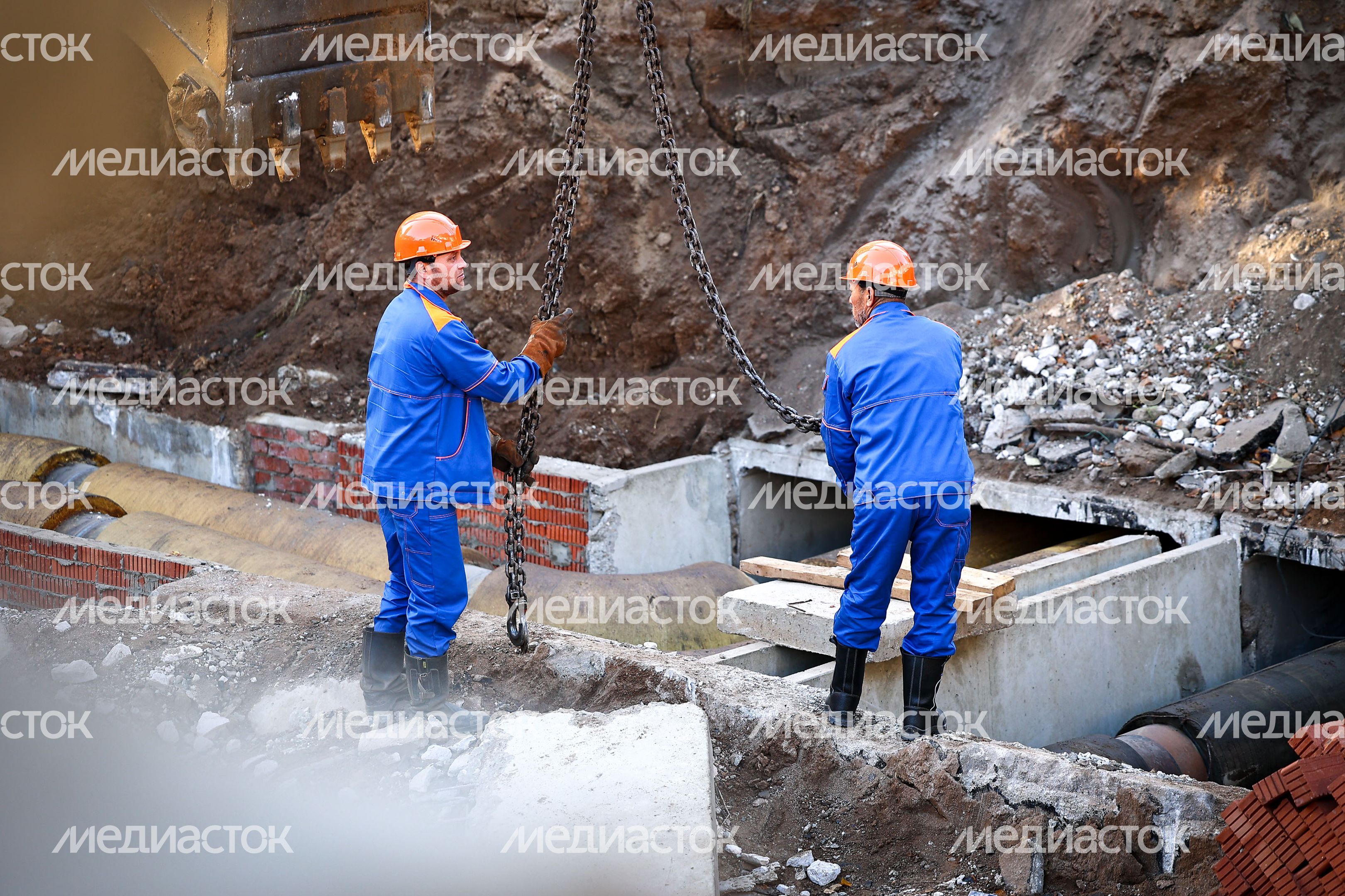 Осмотр новой котельной и реконструируемого участка теплосети в Королеве Губернатором Подмосковья
