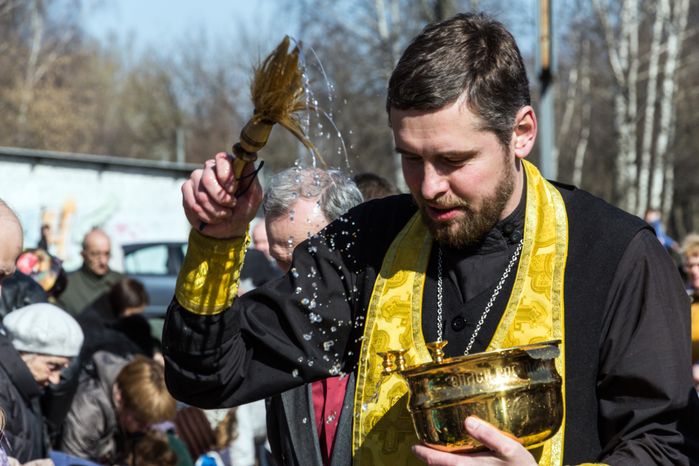 Освящение пасхальных блюд в Королеве