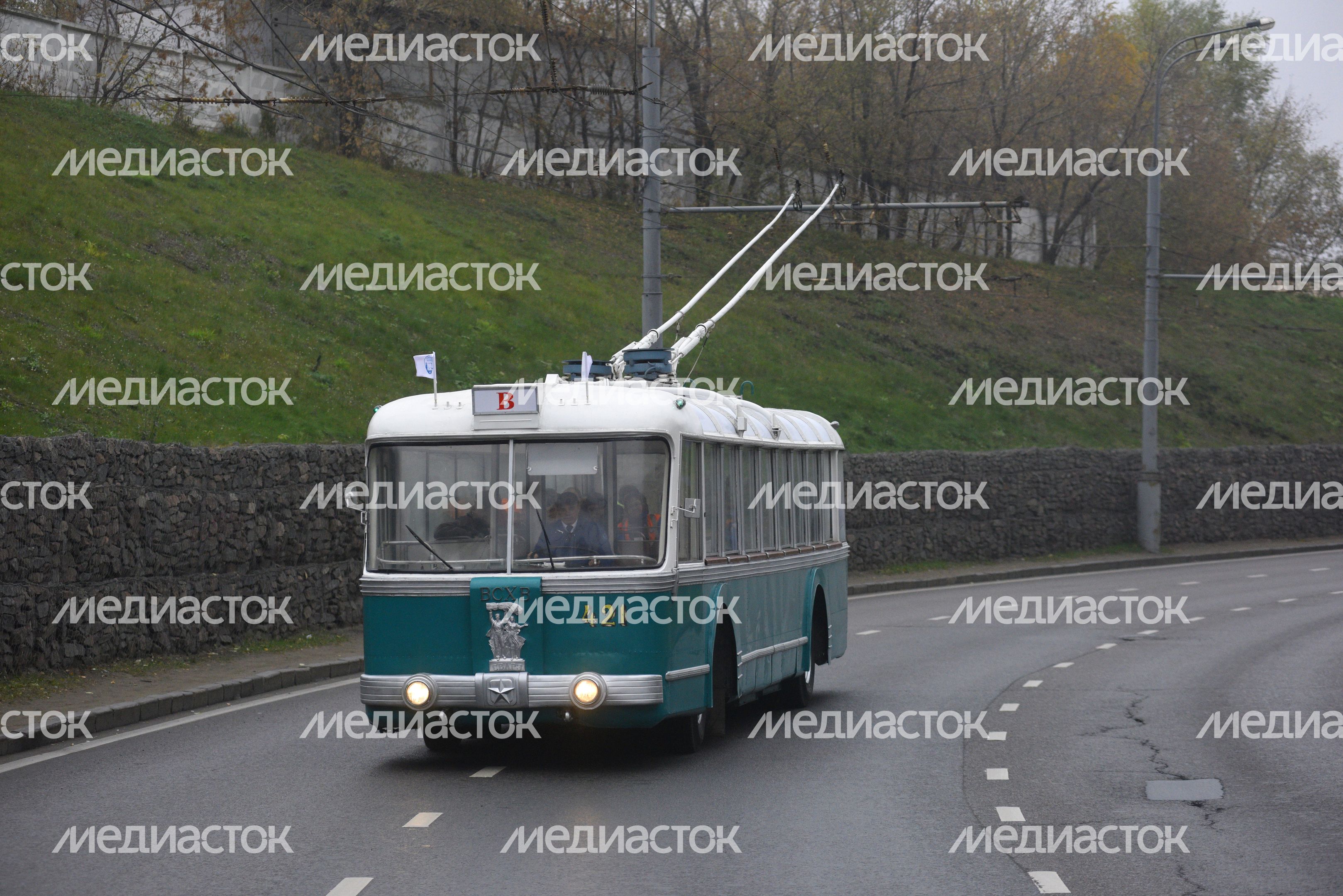 Праздник московского троллейбуса в Москве