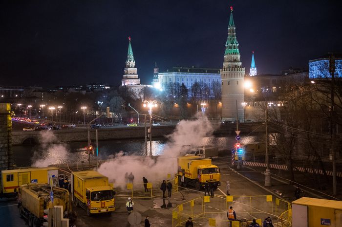 Прорыв трубы в центре Москвы