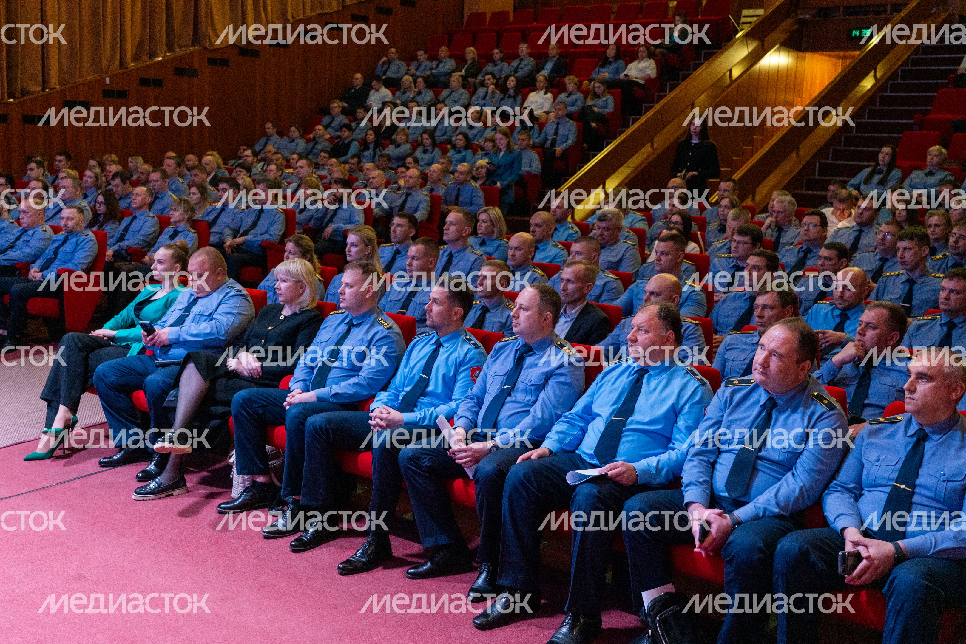 Ежеквартальное совещание с инспекторским составом ведомства Ежеквартальное совещание с инспекторским составом ведомства