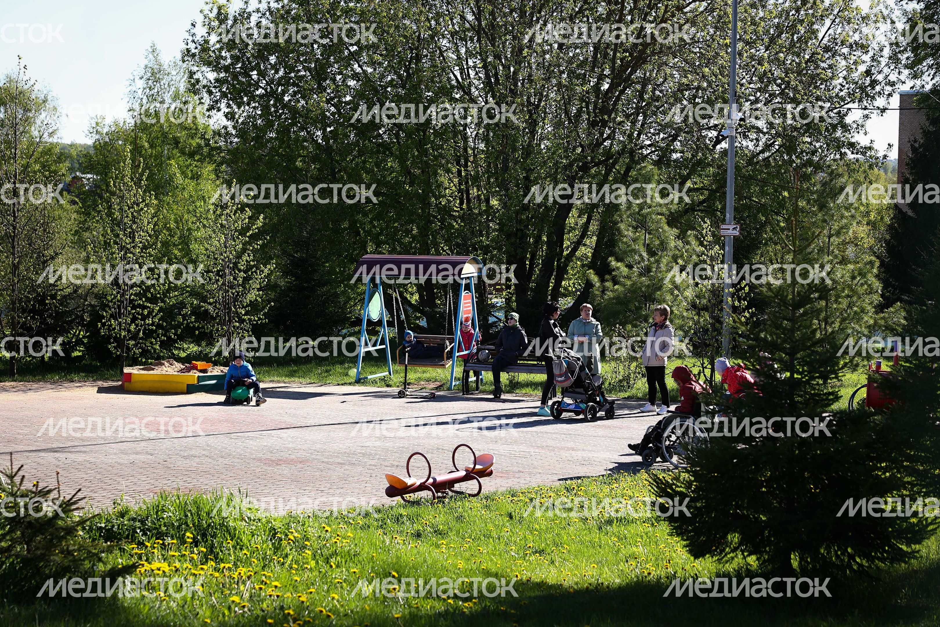 Губернатор навестил ребят, воспитывающихся в Семейном центре «Дмитровский»