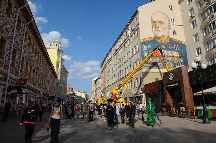 Граффити Маршала Жукова в Москве