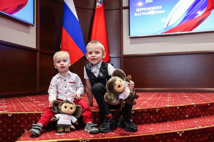 Вручение государственных наград добровольцам подразделения БАРС