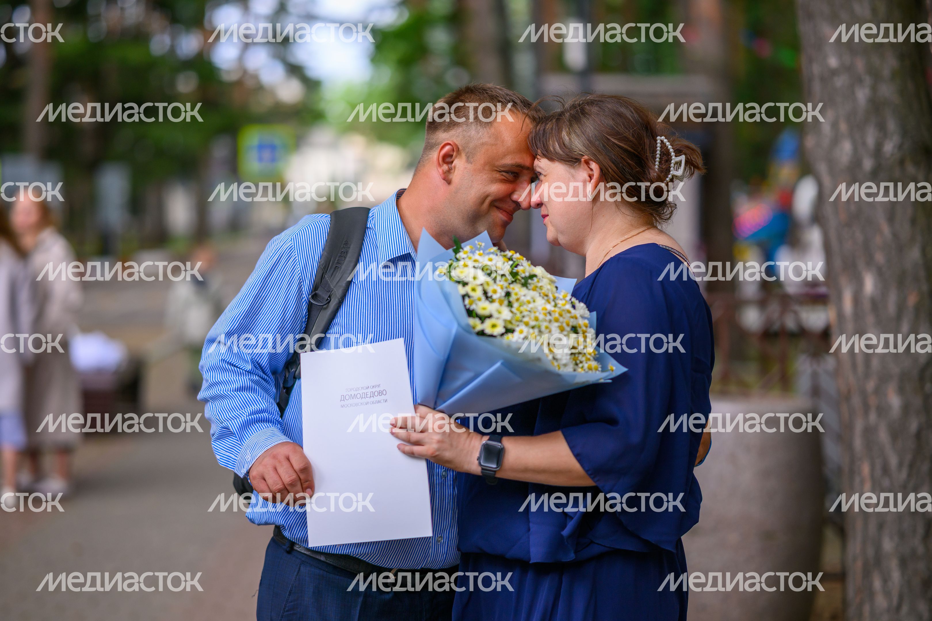 Награждение семей на фестивале «День семьи, любви и верности» в парке «Елочки» Домодедово Награждение семей на фестивале «День семьи, любви и верности» в парке «Елочки» Домодедово