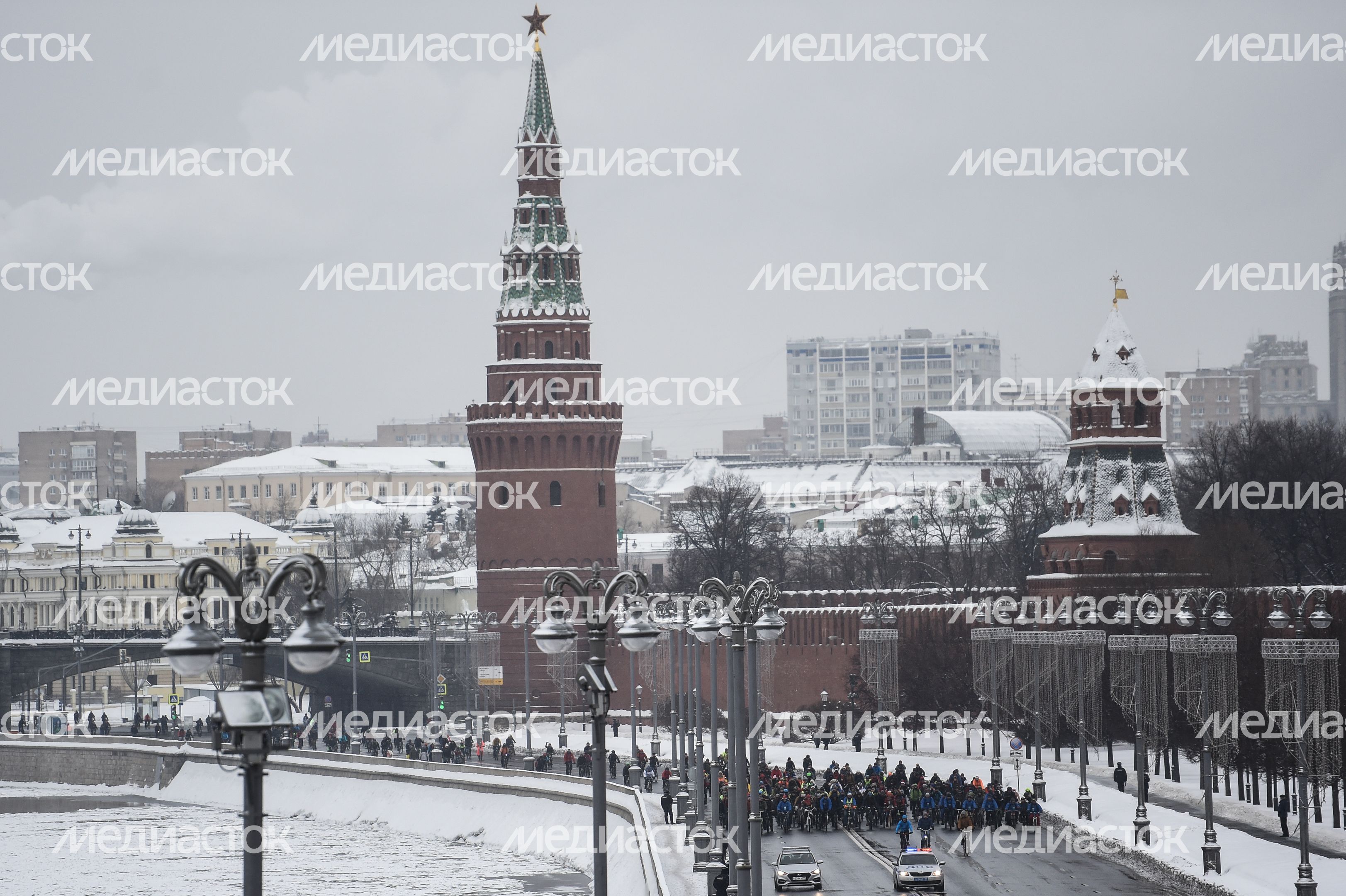 В Москве состоялся 4-й Зимний Велопарад