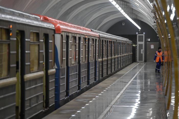 Подтопление станции метро Окружная на севере Москвы