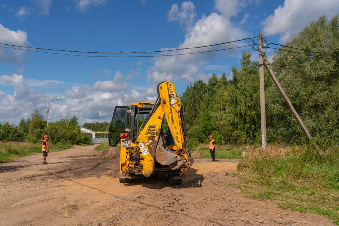 Ремонт трубопровода холодного водоснабжения в поселке Бородинское Поле Можайского округа
