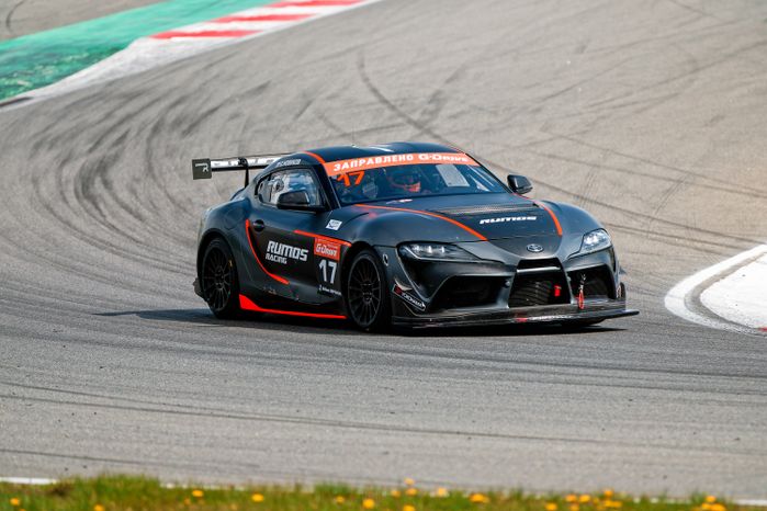 Гоночный уик-енд в Волоколамском округе на трассе Moscow Raceway