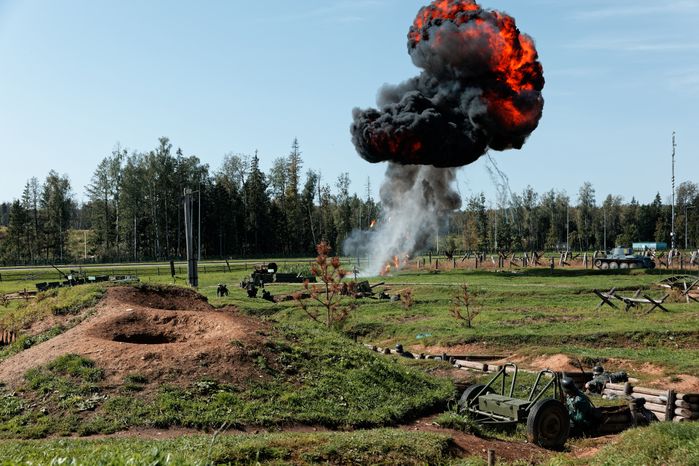 Военно-историческая реконструкция «Огненная дуга» в Одинцовском округе, посвященная Курской битве