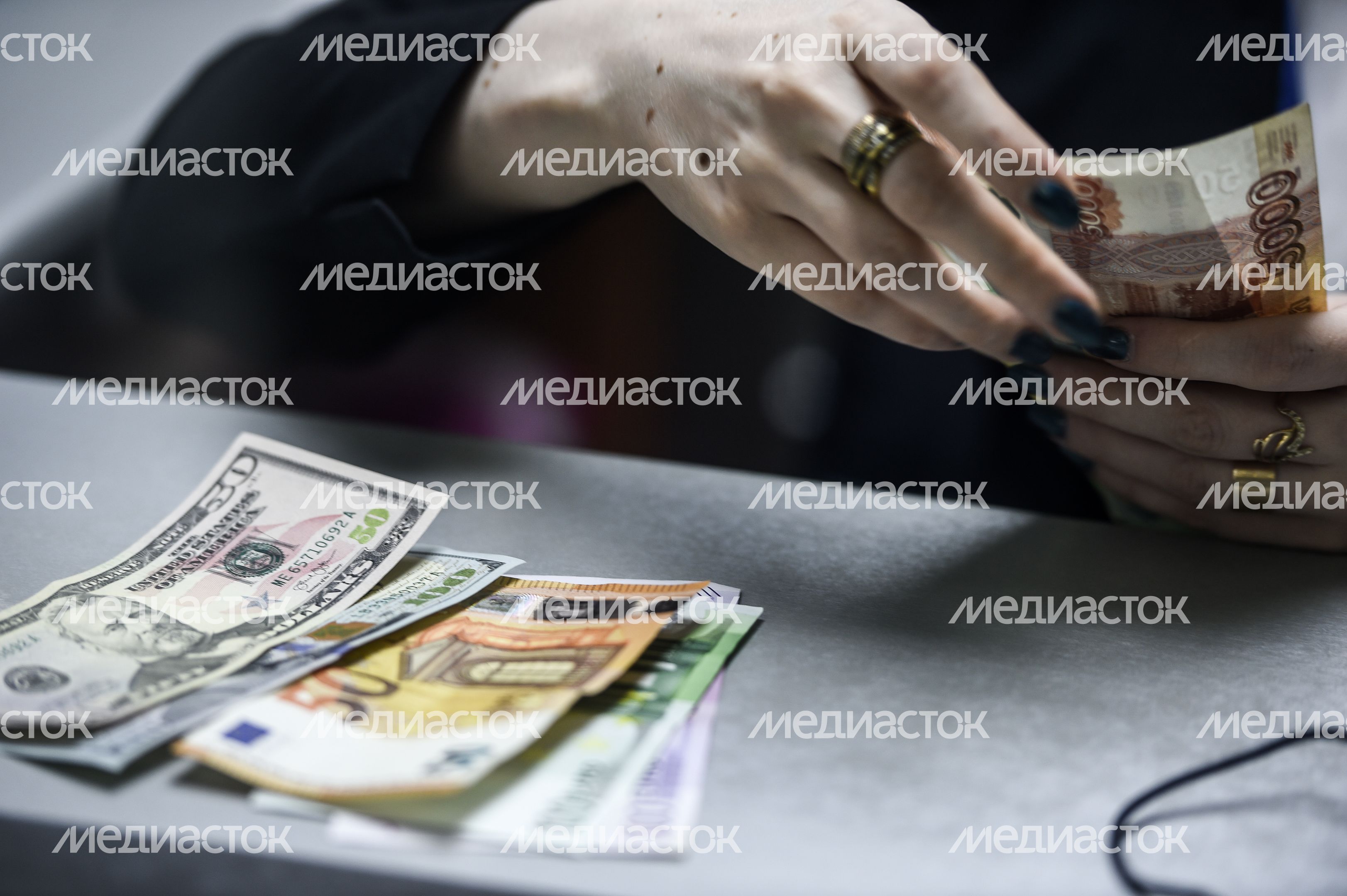 Система tax free для возврата НДС иностранцам начинает работу в России в тестовом режиме