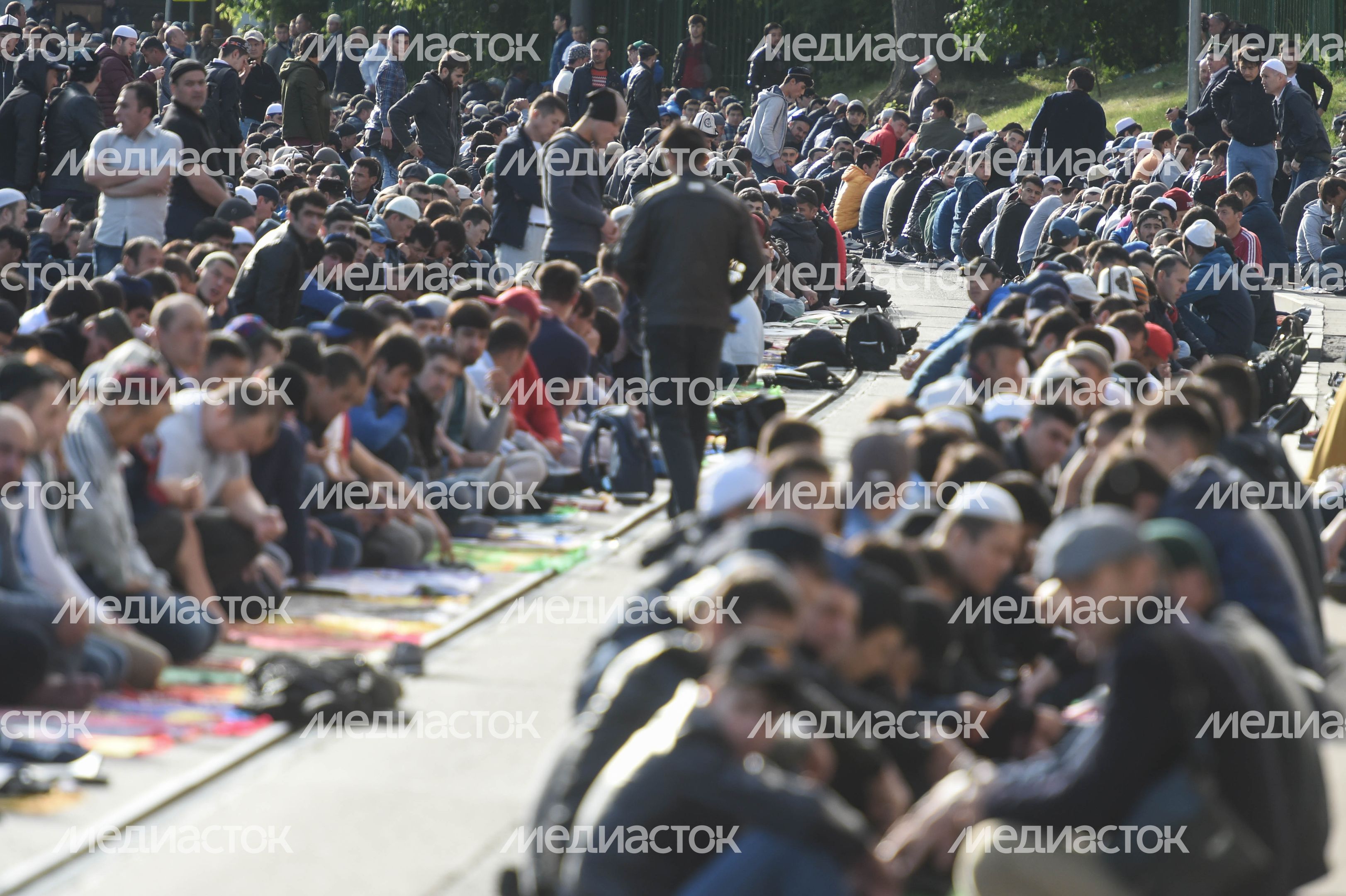 Празднование Ураза‑байрам в Москве в 2018 году