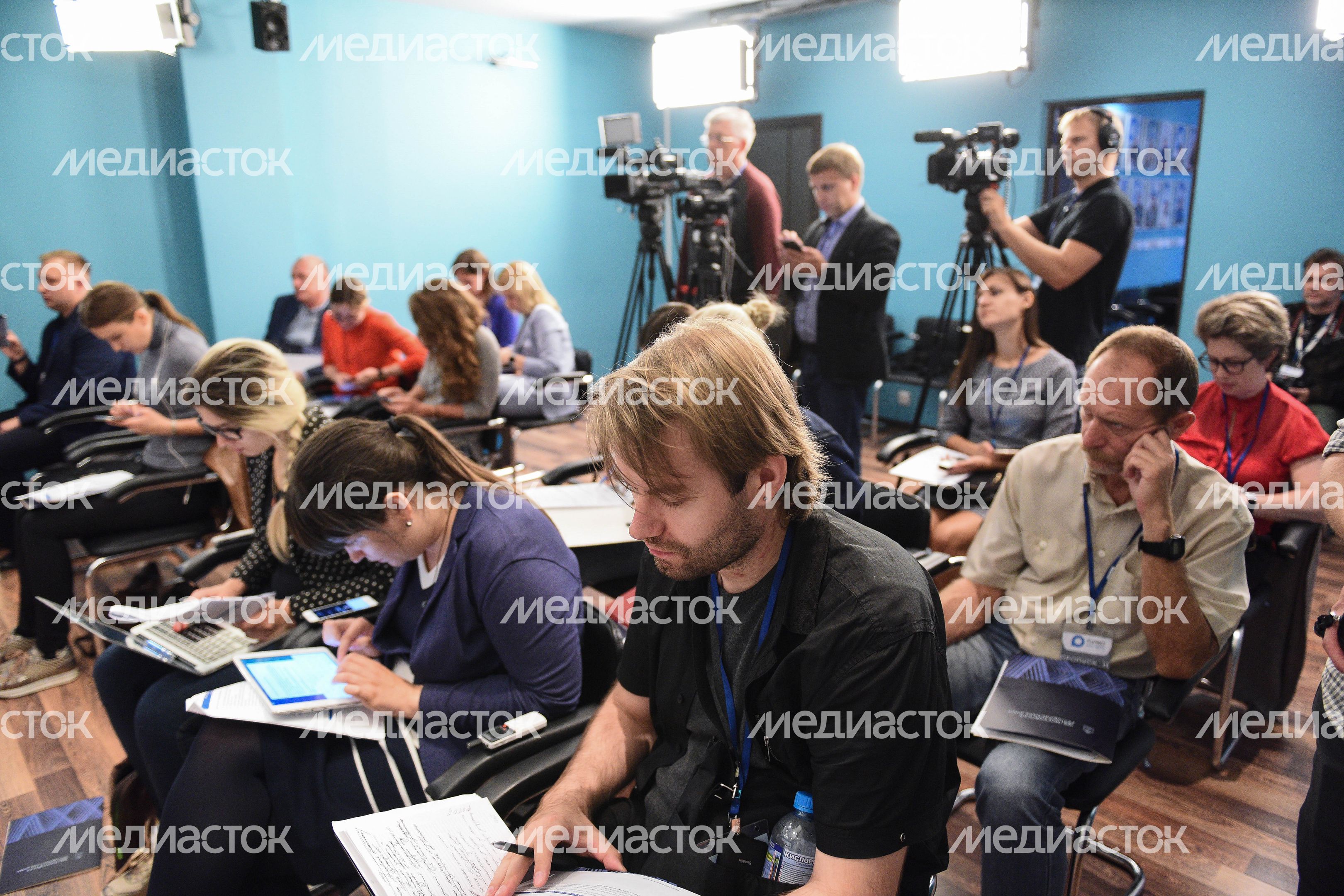 Пресс-конференция председателя Московской областной думы Игоря Брынцалова