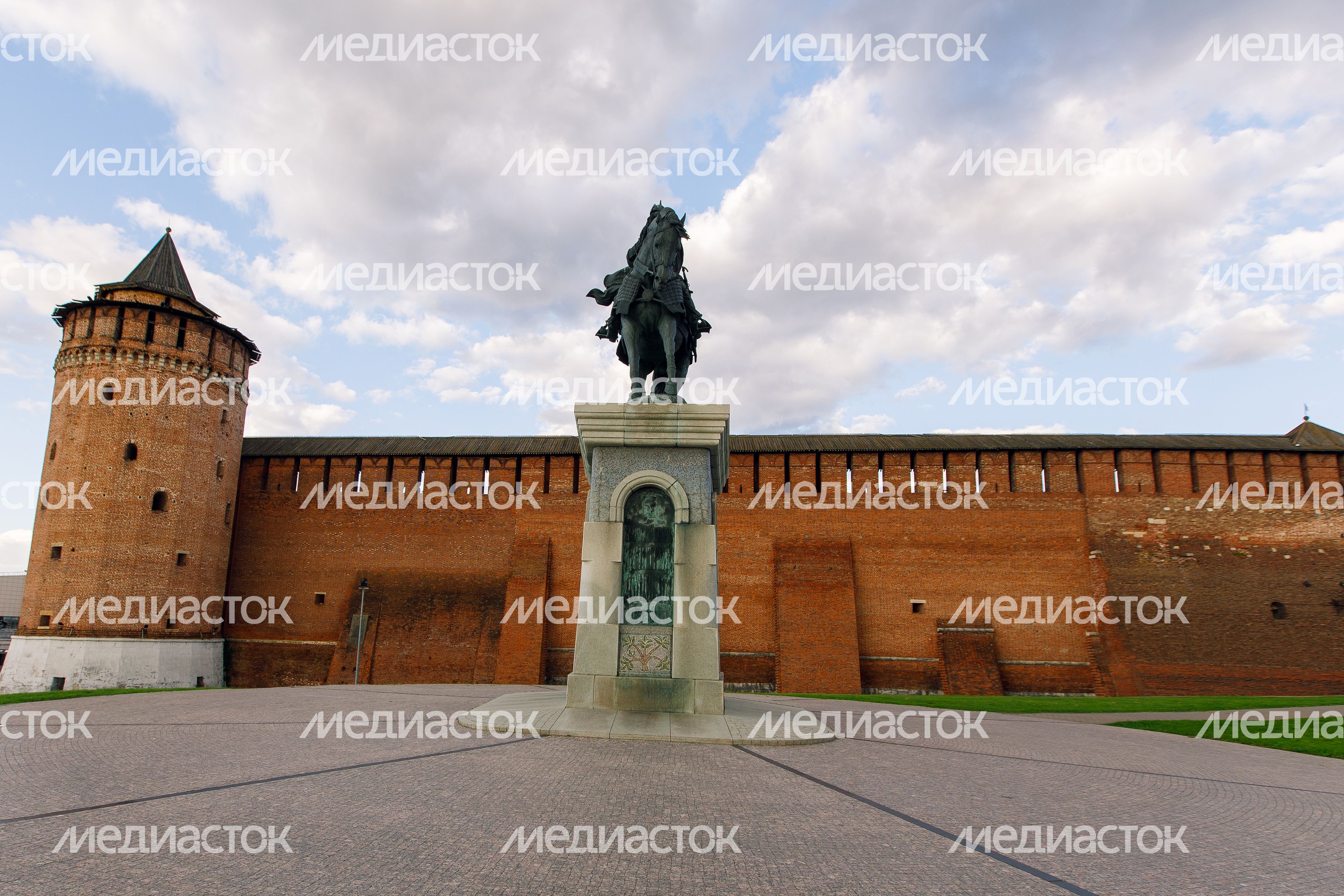 Коломна. Памятник Дмитрию Донскому