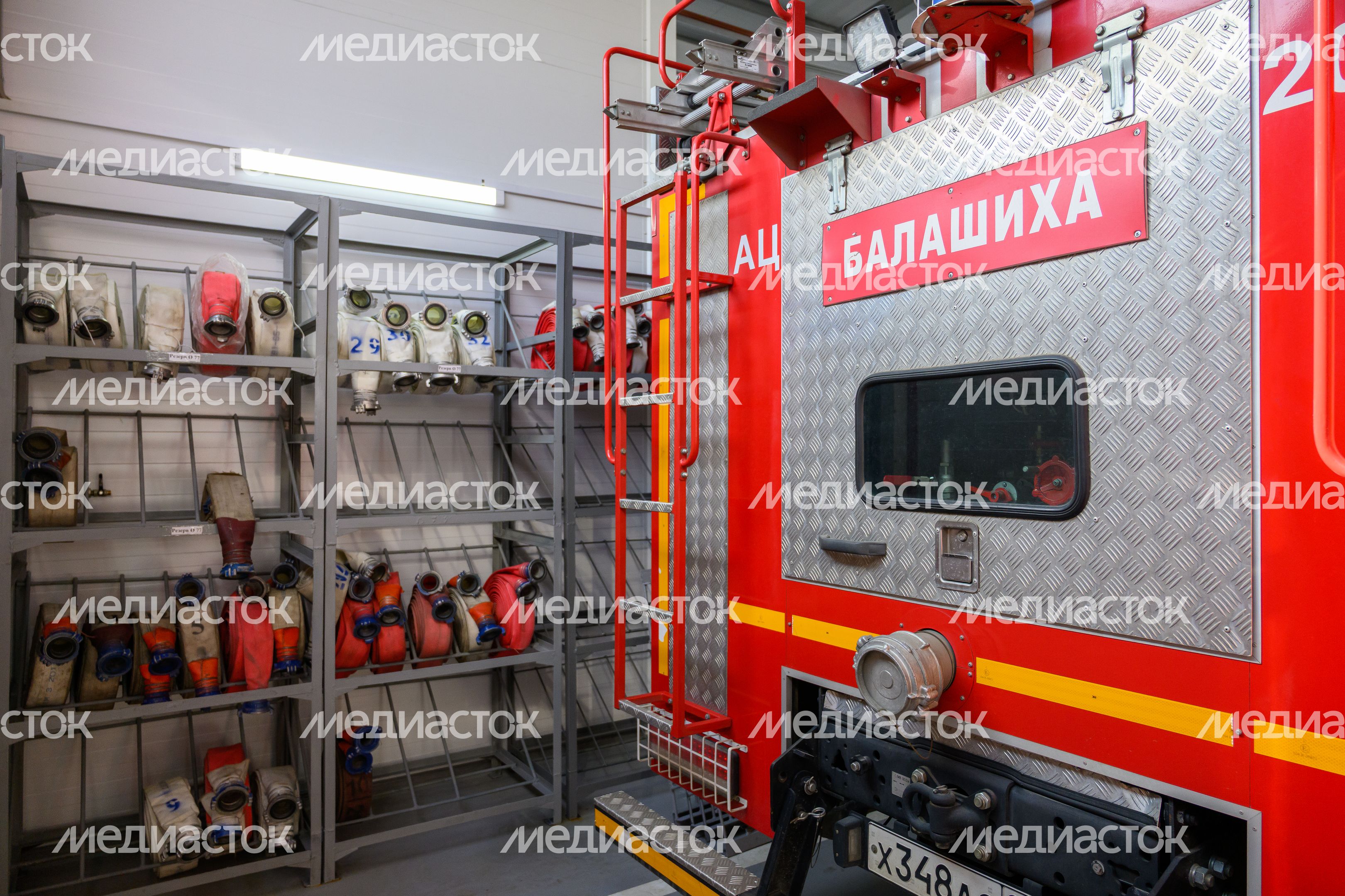 Оборудование для тушения пожара в гараже нового пожарного депо ПСЧ-202 Мособлпожспаса в Балашихе Оборудование для тушения пожара в гараже нового пожарного депо ПСЧ-202 Мособлпожспаса в Балашихе