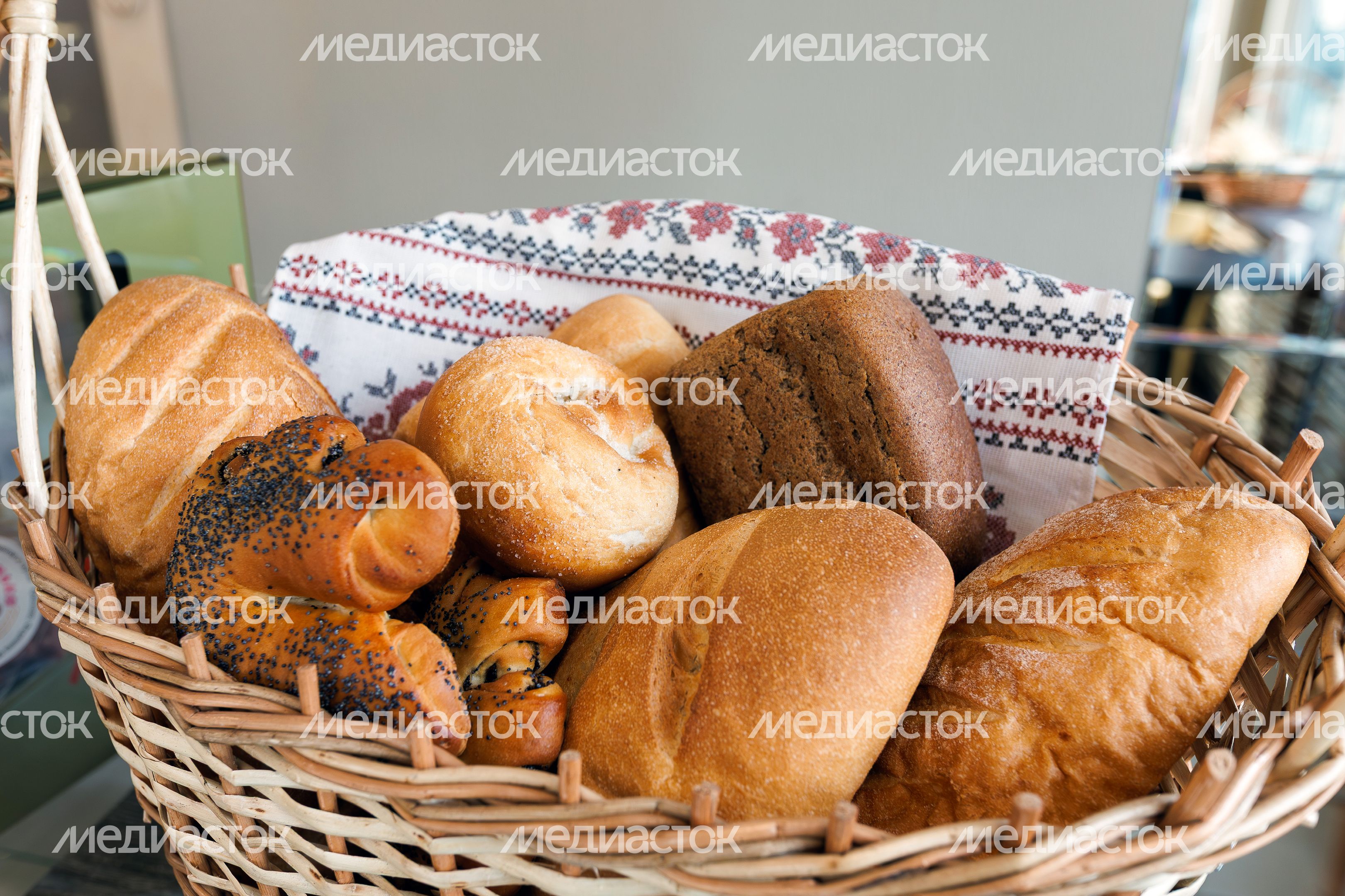Корзина с хлебом в пекарне «Машенька» в Красково округа Люберцы Корзина с хлебом в пекарне «Машенька» в Красково округа Люберцы