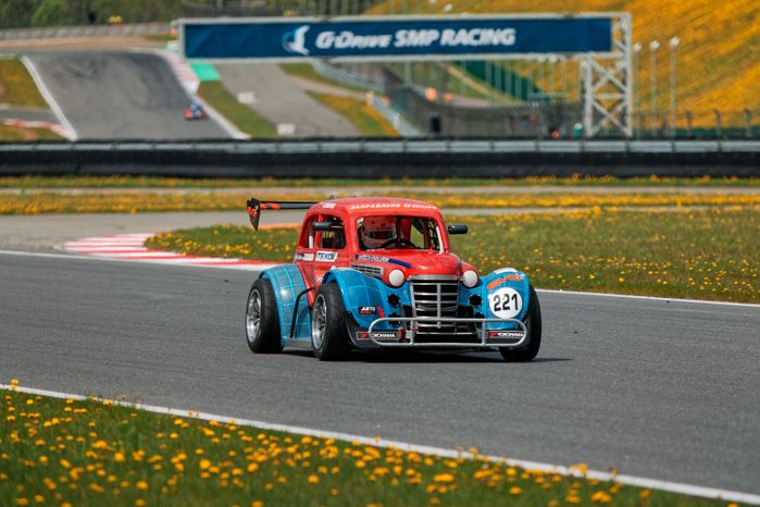 Гоночный уик-енд в Волоколамском округе на трассе Moscow Raceway