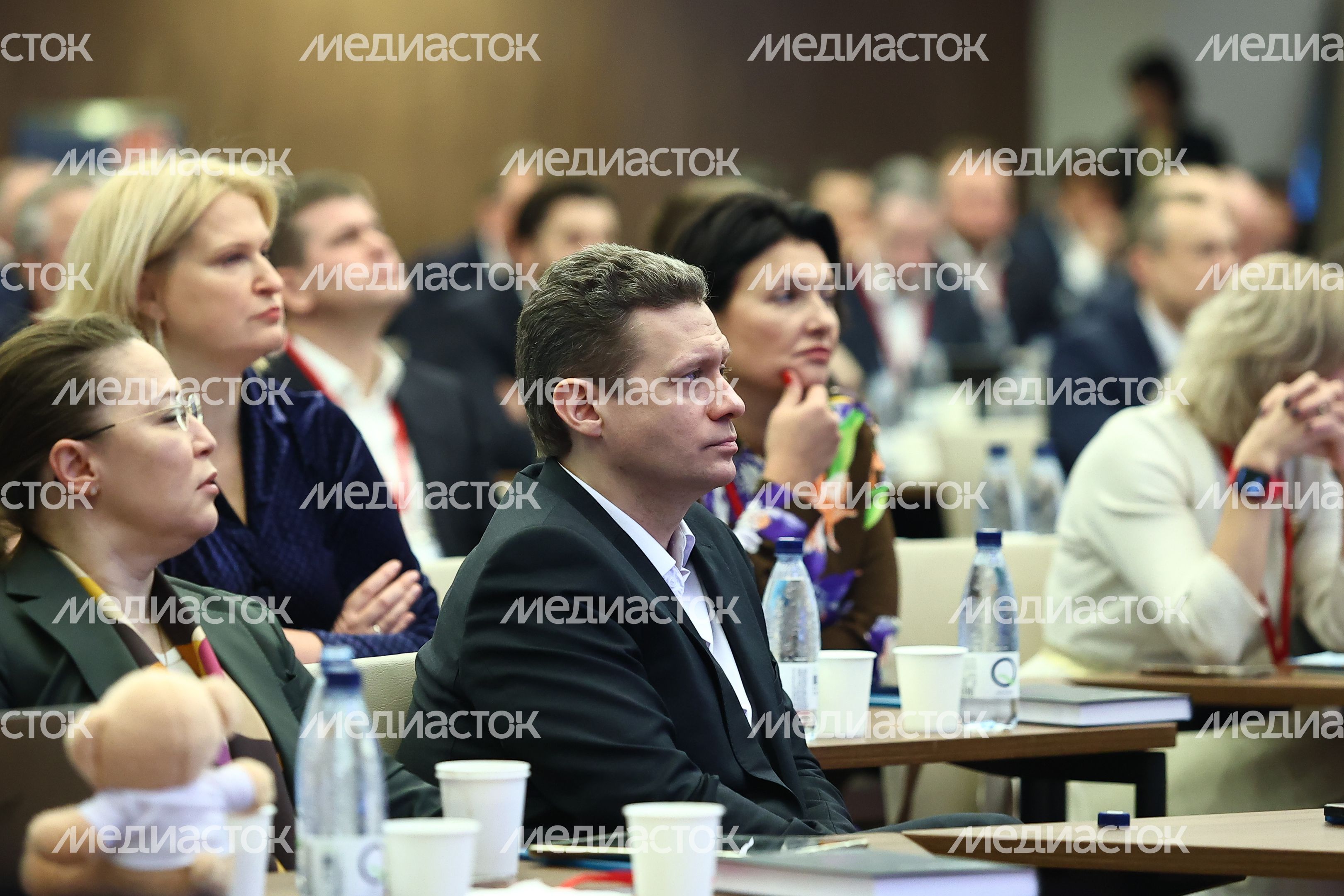Обучающий семинар для членов правительства региона и глав округов на тему искусственного интеллекта с участием Губернатора Подмосковья