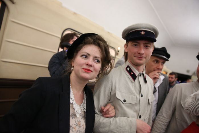 Ночной оперный концерт на станции метро «Кропоткинская» в Москве