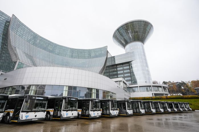 В филиалы "Мострансавто" передана очередная партия автобусов ЛиАЗ-5292