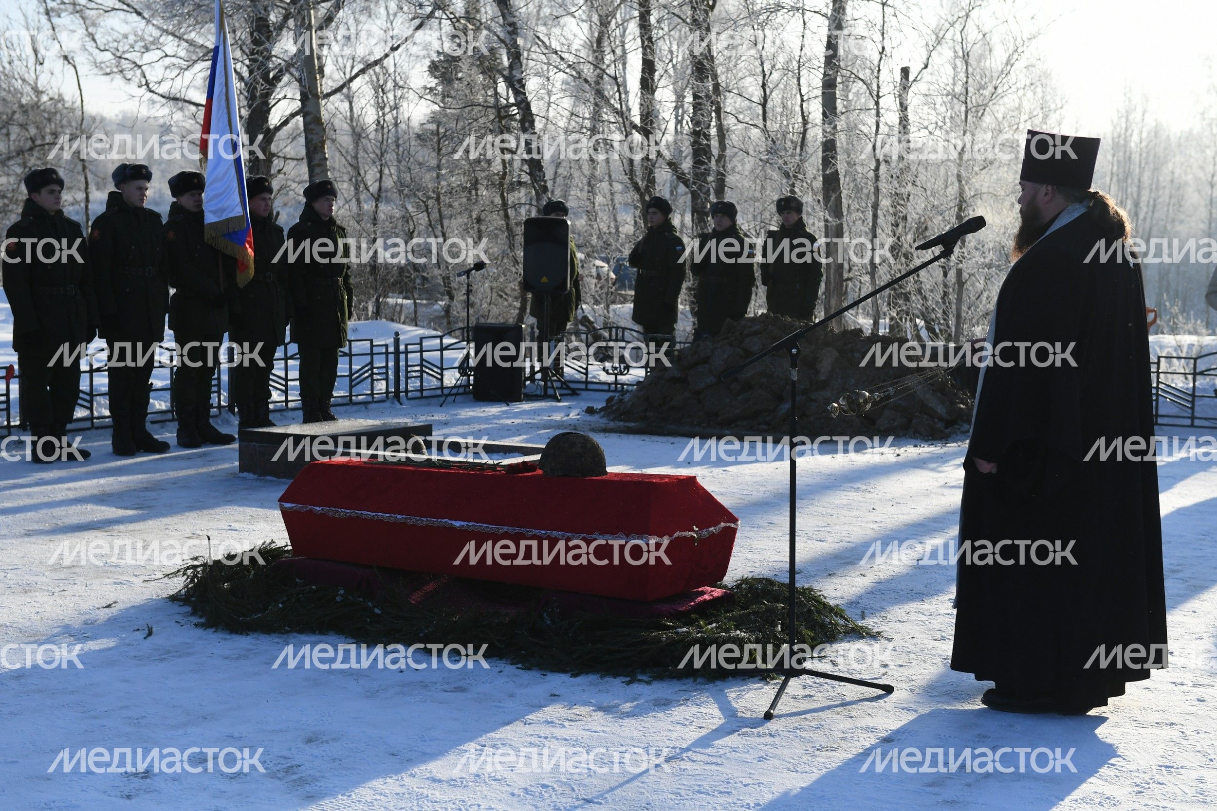 Открытие отреставрированного воинского мемориала в деревне Ельня Открытие отреставрированного воинского мемориала в деревне Ельня
