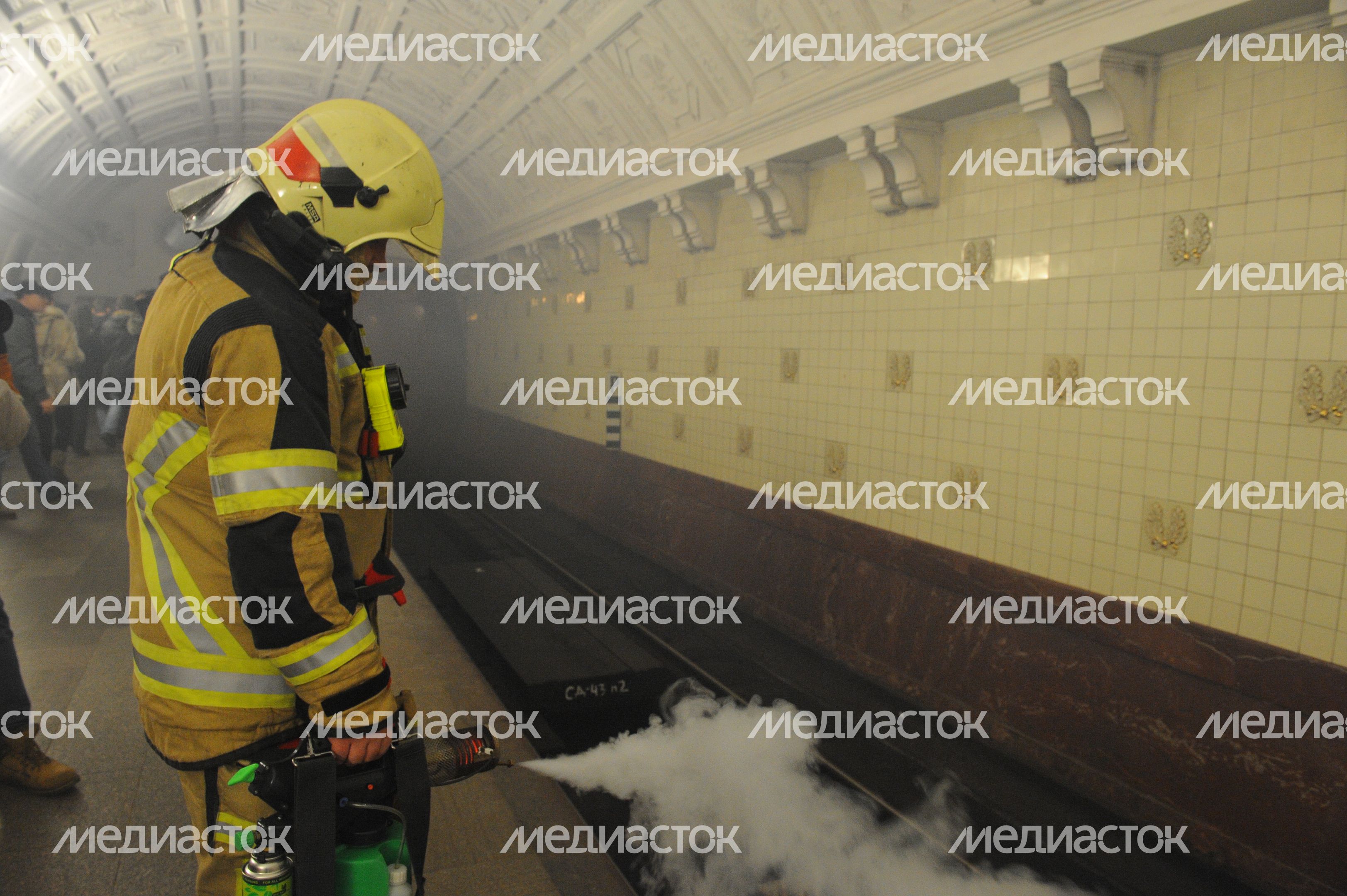Совместные учения МЧС и Московского метрополитена Совместные учения МЧС и Московского метрополитена