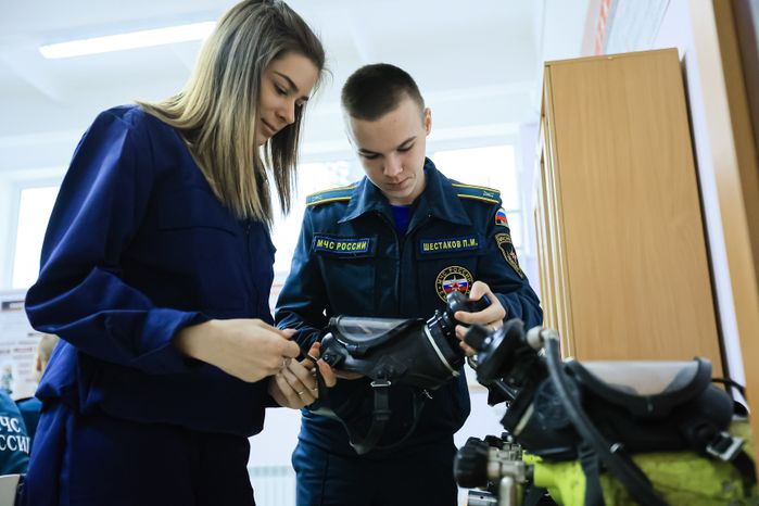 Посещение Губернатором Павлово-Посадского Техникума