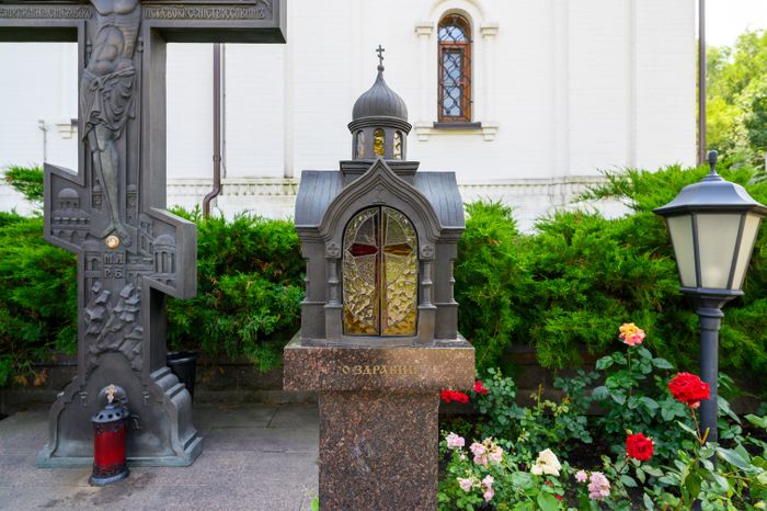 Церковь святого мученика Уара в поселке Вешки округа Мытищи