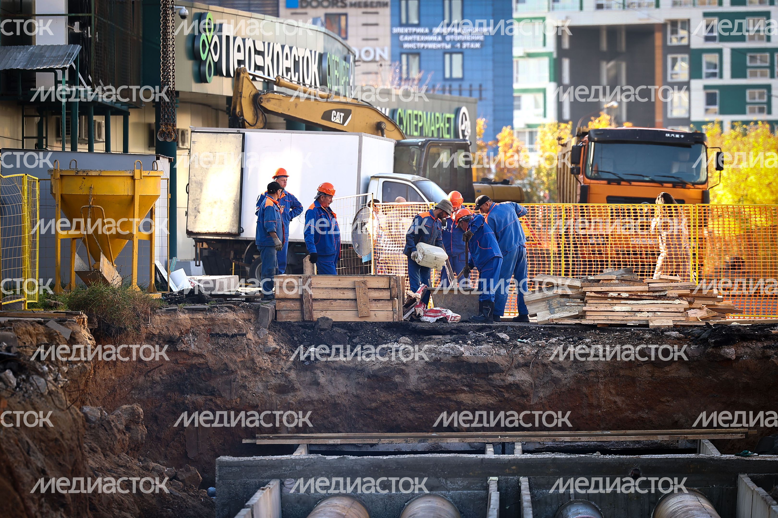 Осмотр новой котельной и реконструируемого участка теплосети в Королеве Губернатором Подмосковья