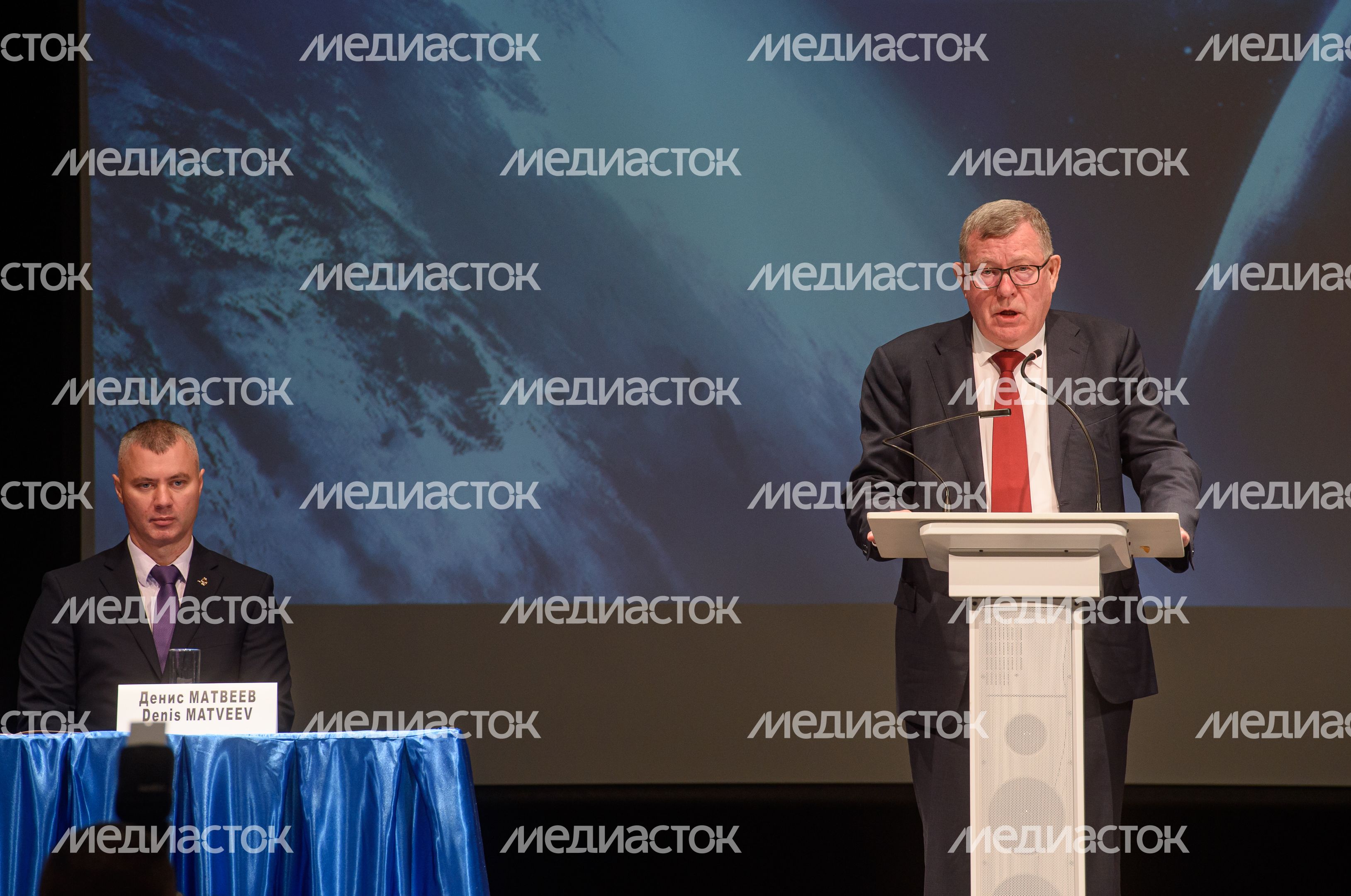 Торжественная встреча космонавтов и астронавтов 67-й длительной экспедиции на МКС