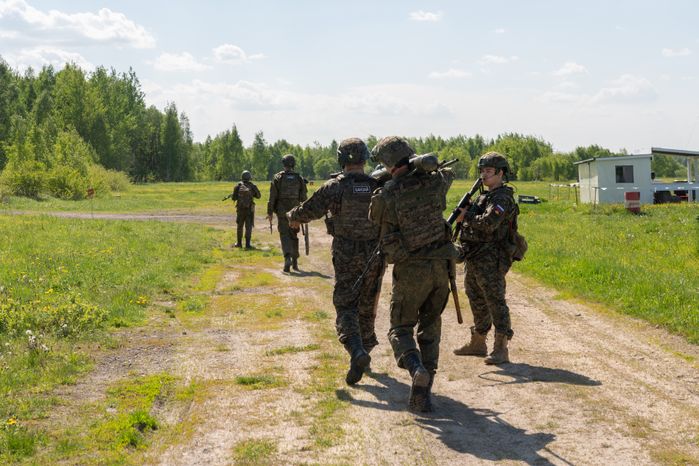 Военно-техническая игра "Арт-дуэль-2024" на аэродроме Волосово