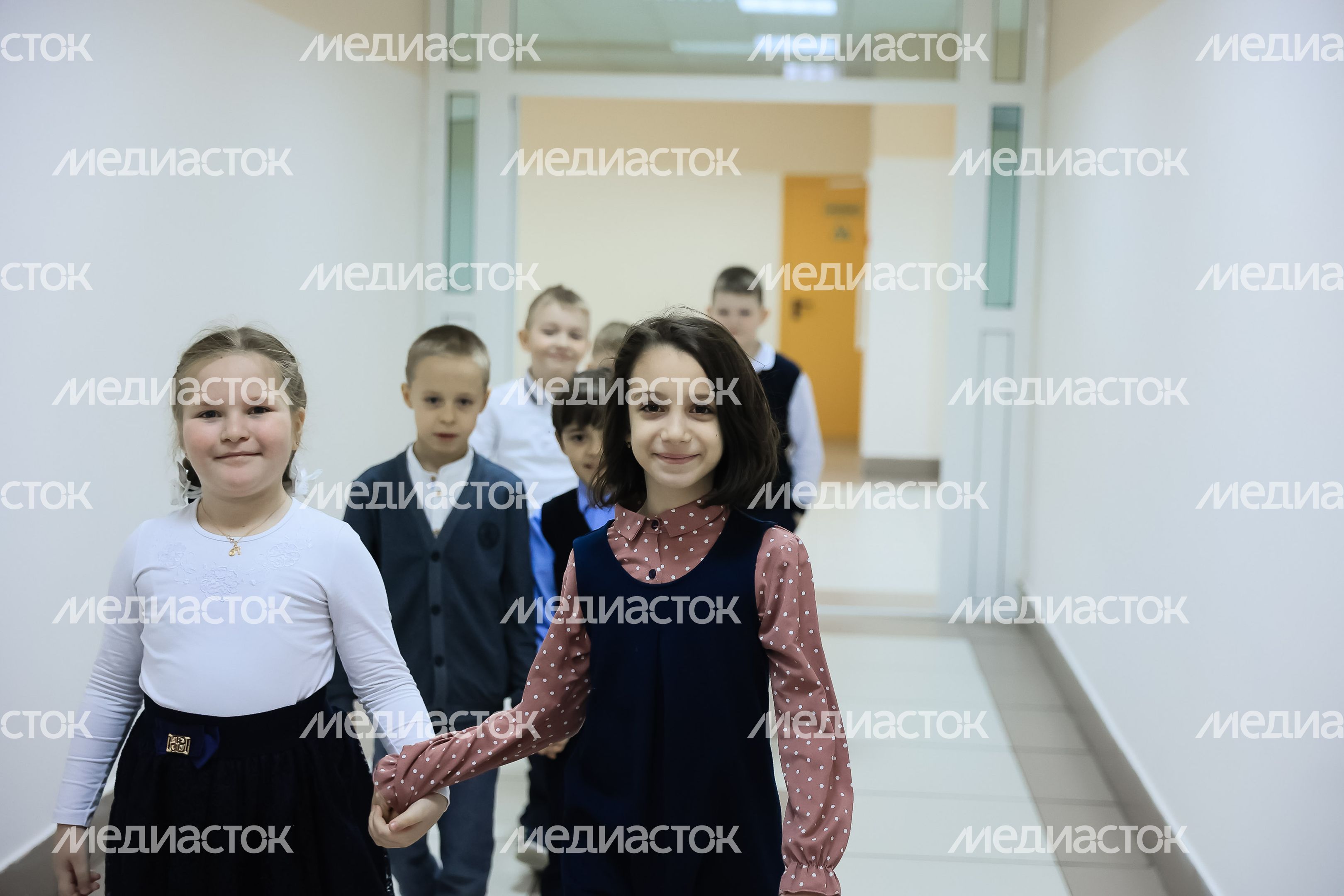 Встреча Губернатора Подмосковья со школьниками из Балашихи, чьи близкие находятся в зоне СВО