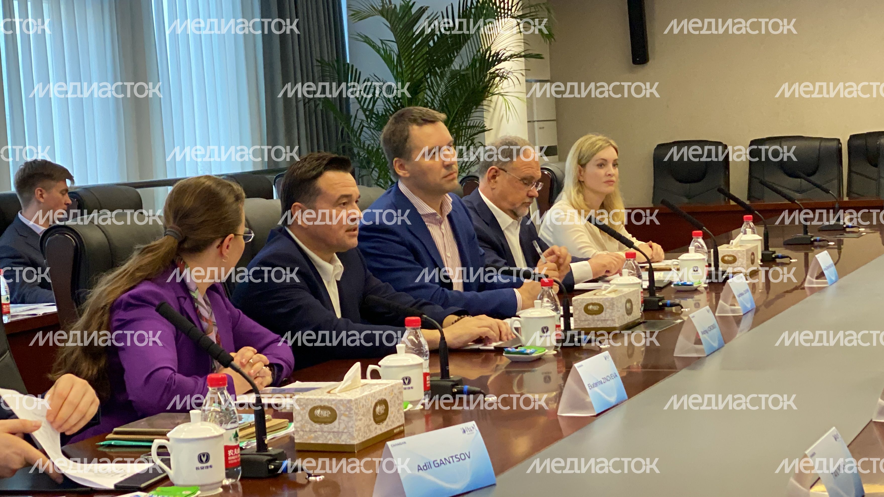 Посещение автозавода Changan Automobile Group в Китае Губернатором Подмосковья Посещение автозавода Changan Automobile Group в Китае Губернатором Подмосковья