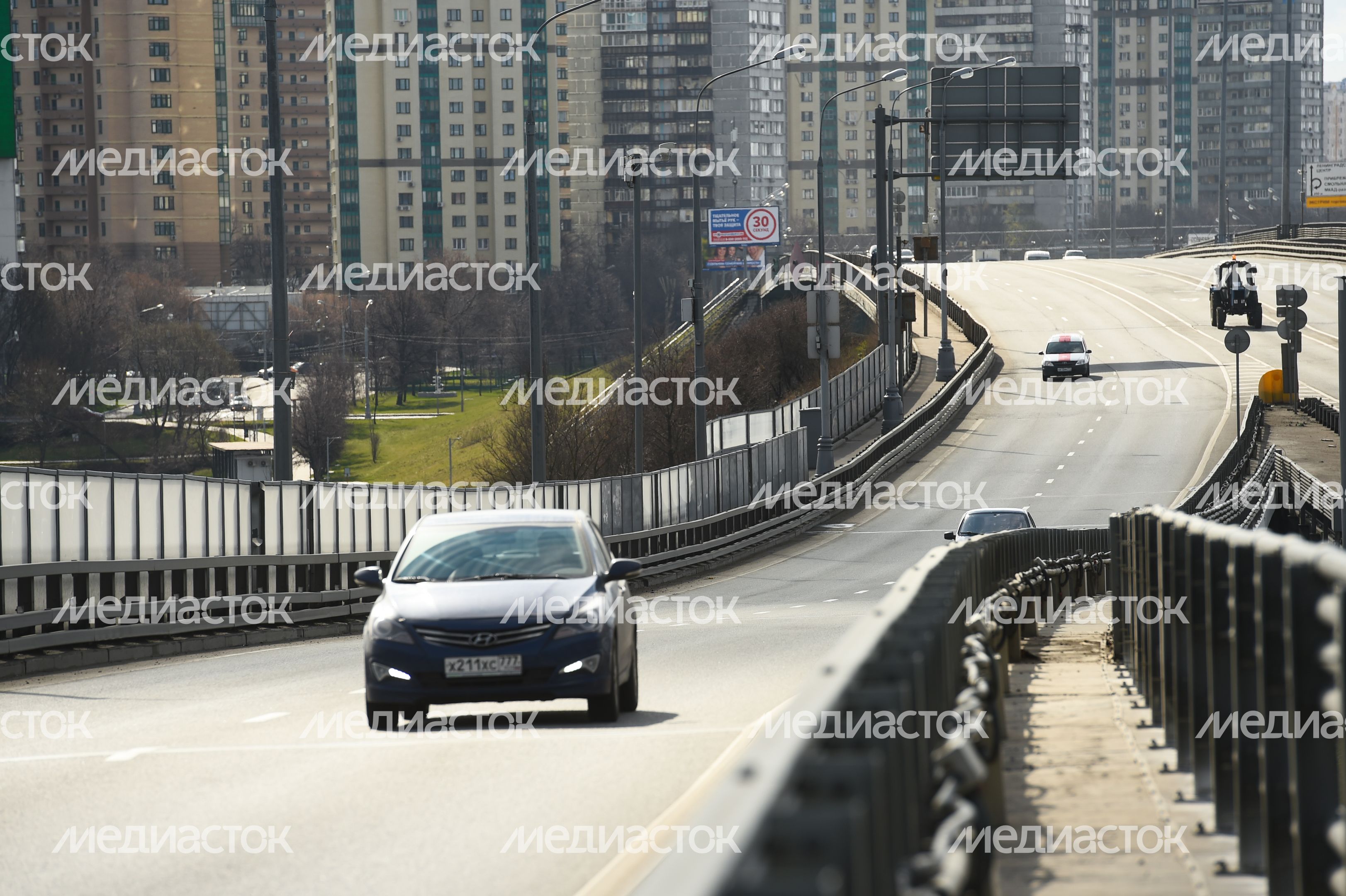 Проверка пропусков на въезде в Москву в период самоизоляции