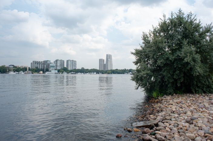 Летние виды Химкинского водохранилища