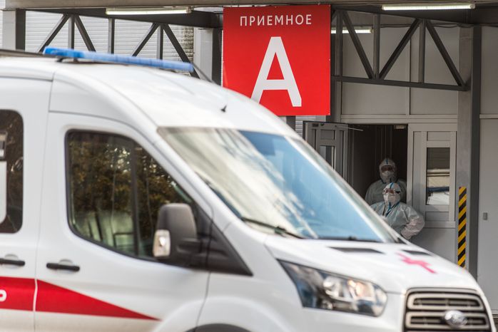 Временный госпиталь в конгрессно-выставочном центре «Сокольники»