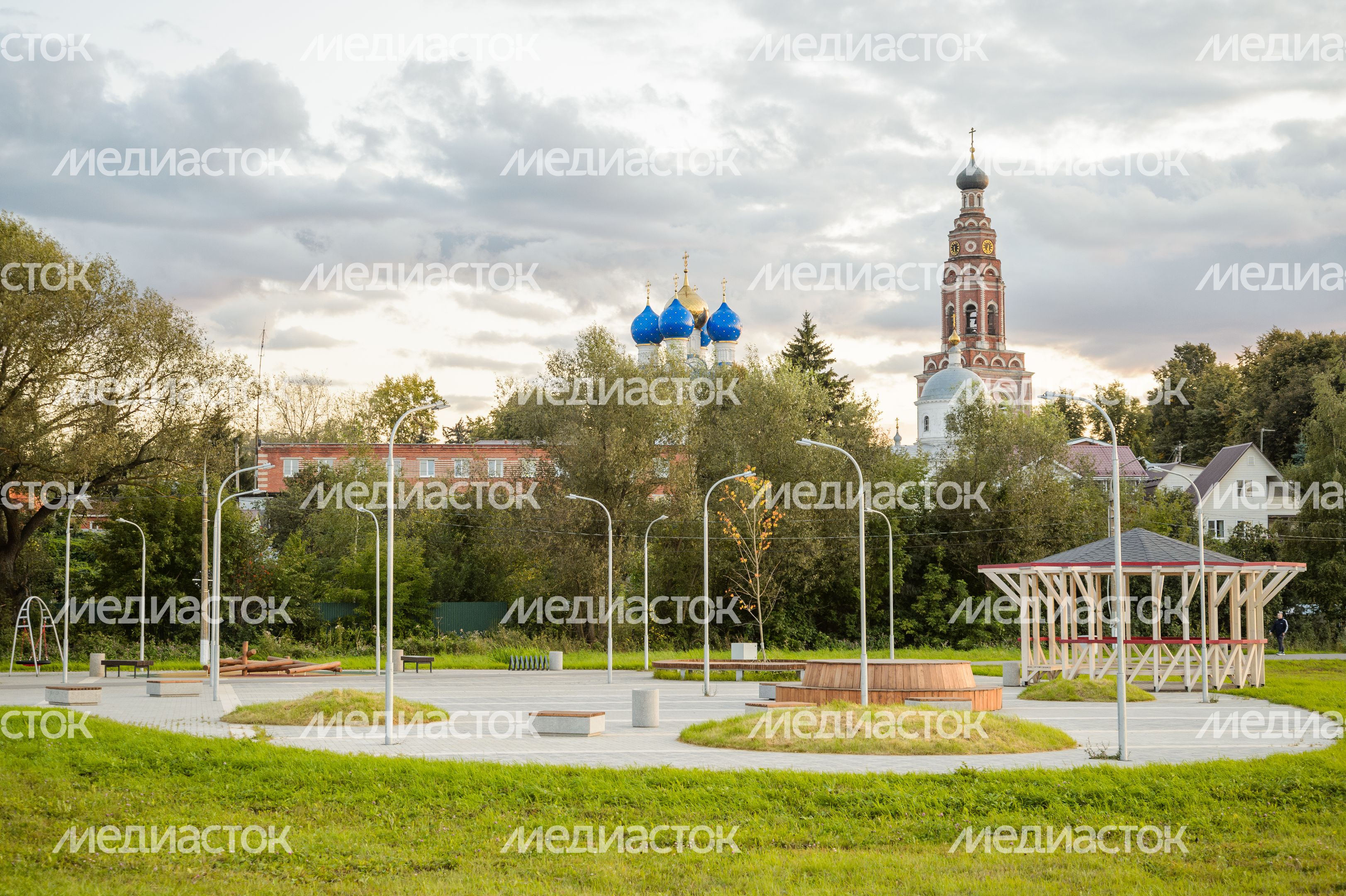 Бронницы. "Крымский мост" Бронницы. "Крымский мост"