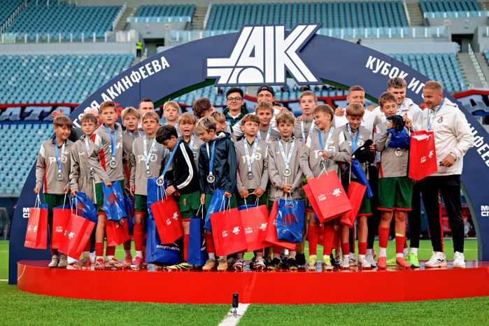 Почетное второе место Кубка Акинфеева 2026 заняла команда «Локомотив»