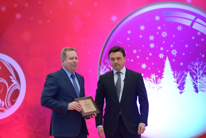 А. Воробьев вручил премию «Прорыв года»