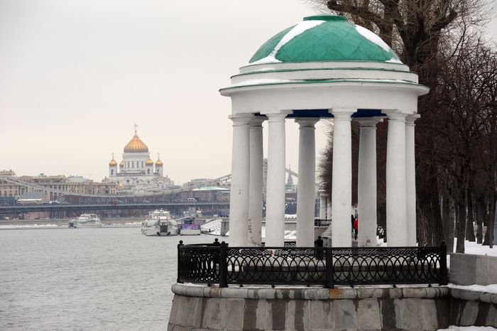 Ротонда в ЦПКиО имени Горького в Москве