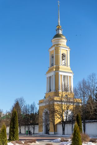 Коломенский кремль. Соборная площадь и Пятницкие ворота
