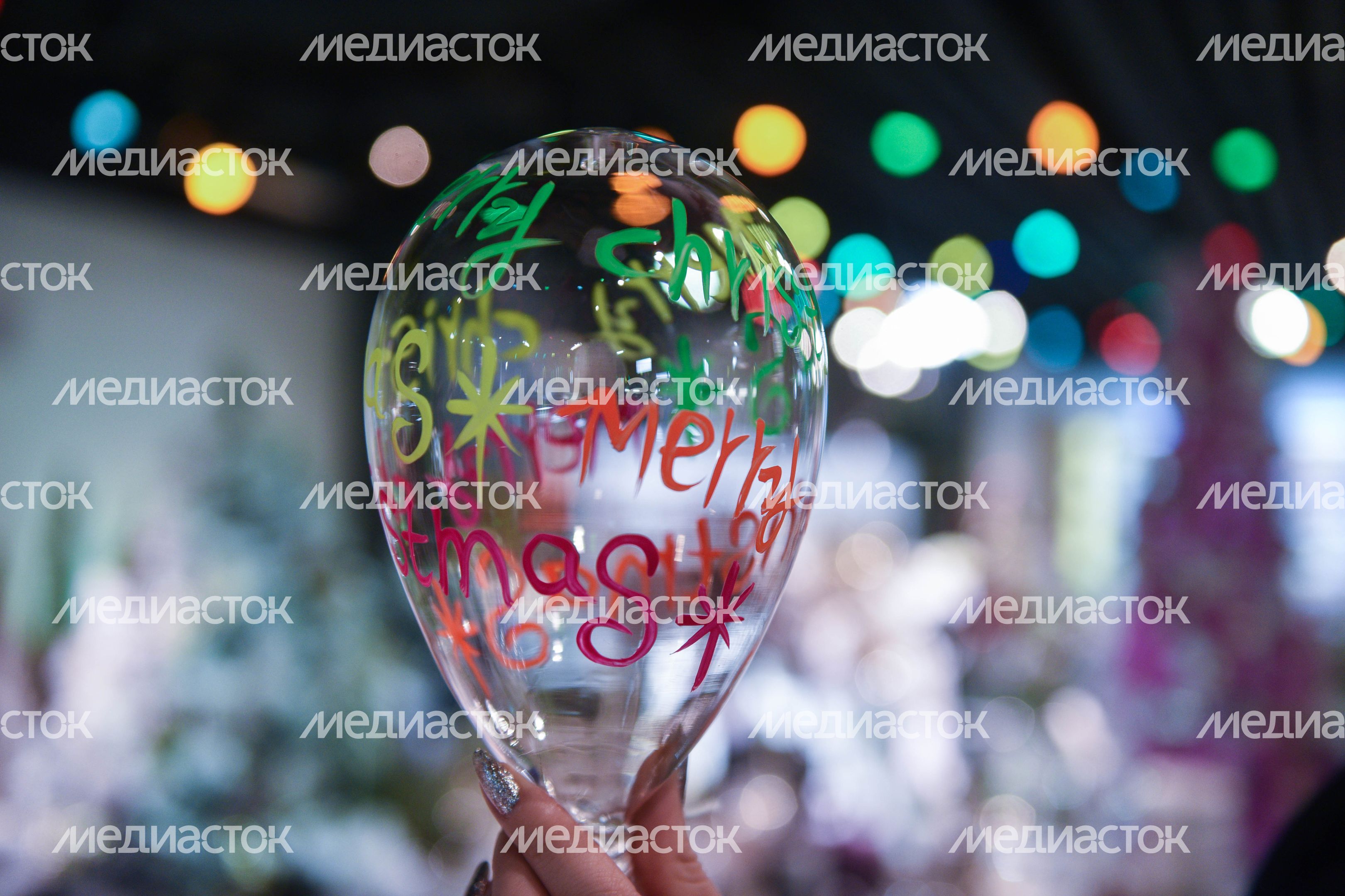 10 необычных новогодних украшений 10 необычных новогодних украшений