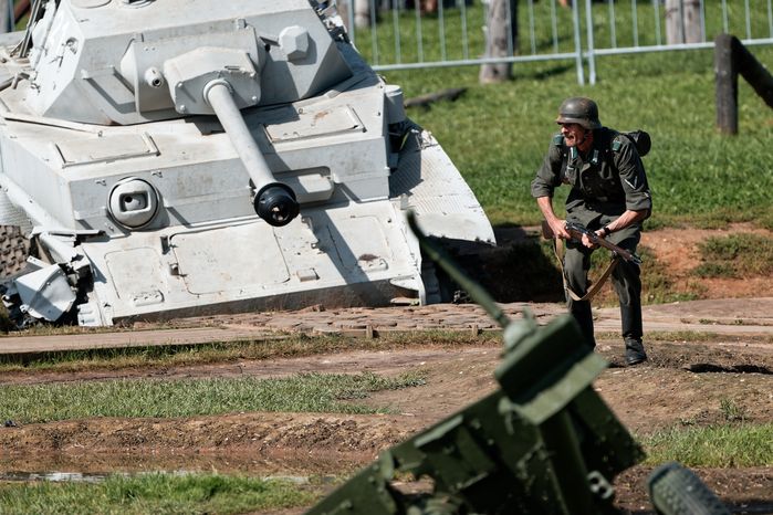 Военно-историческая реконструкция «Огненная дуга» в Одинцовском округе, посвященная Курской битве