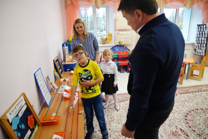 Посещение интерната для обучения слепоглухих детей и молодых инвалидов в Сергиево-Посадском округе Губернатором Подмосковья