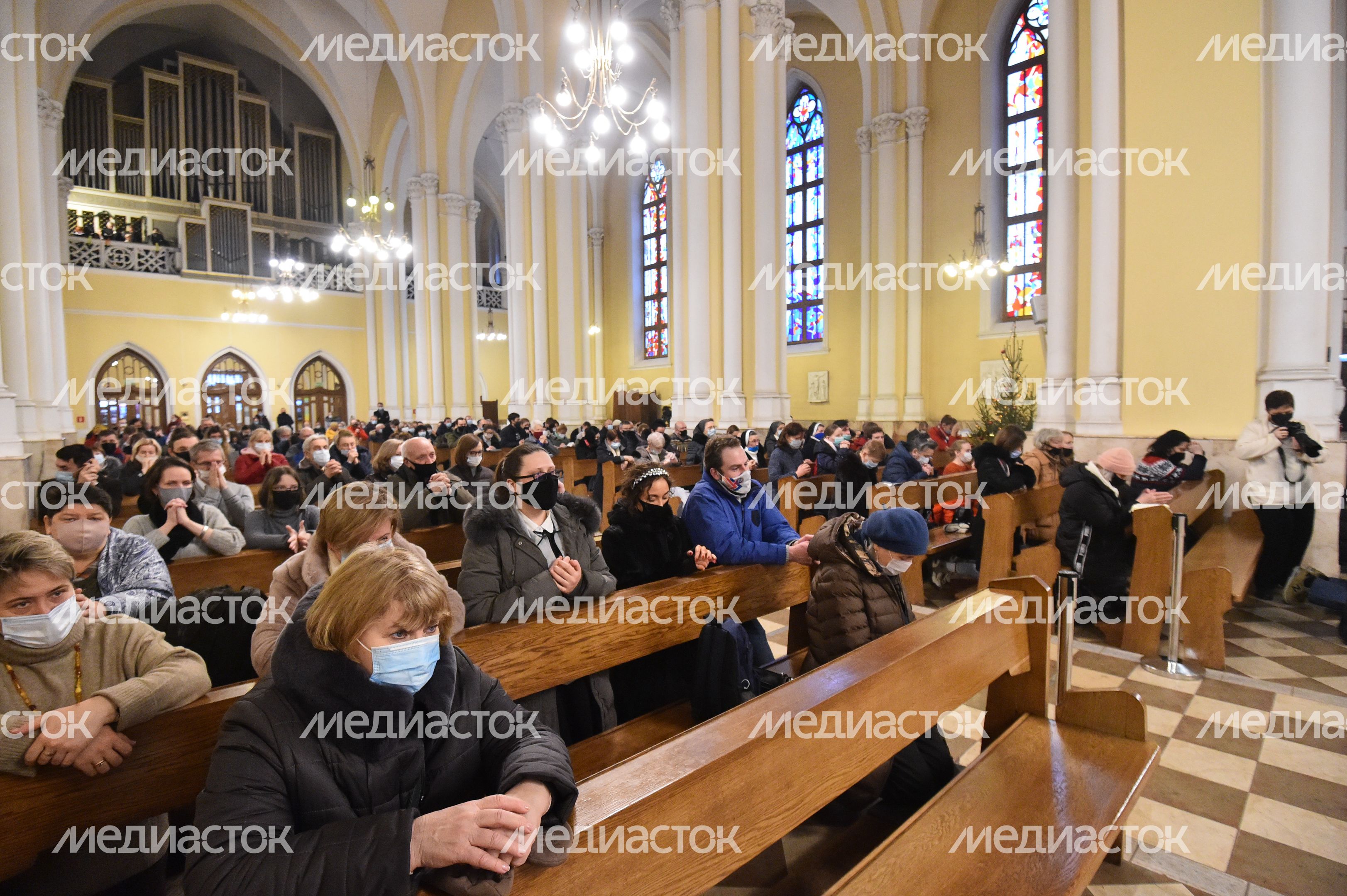 Рождественская служба в кафедральном соборе Непорочного Зачатия Пресвятой Девы Марии