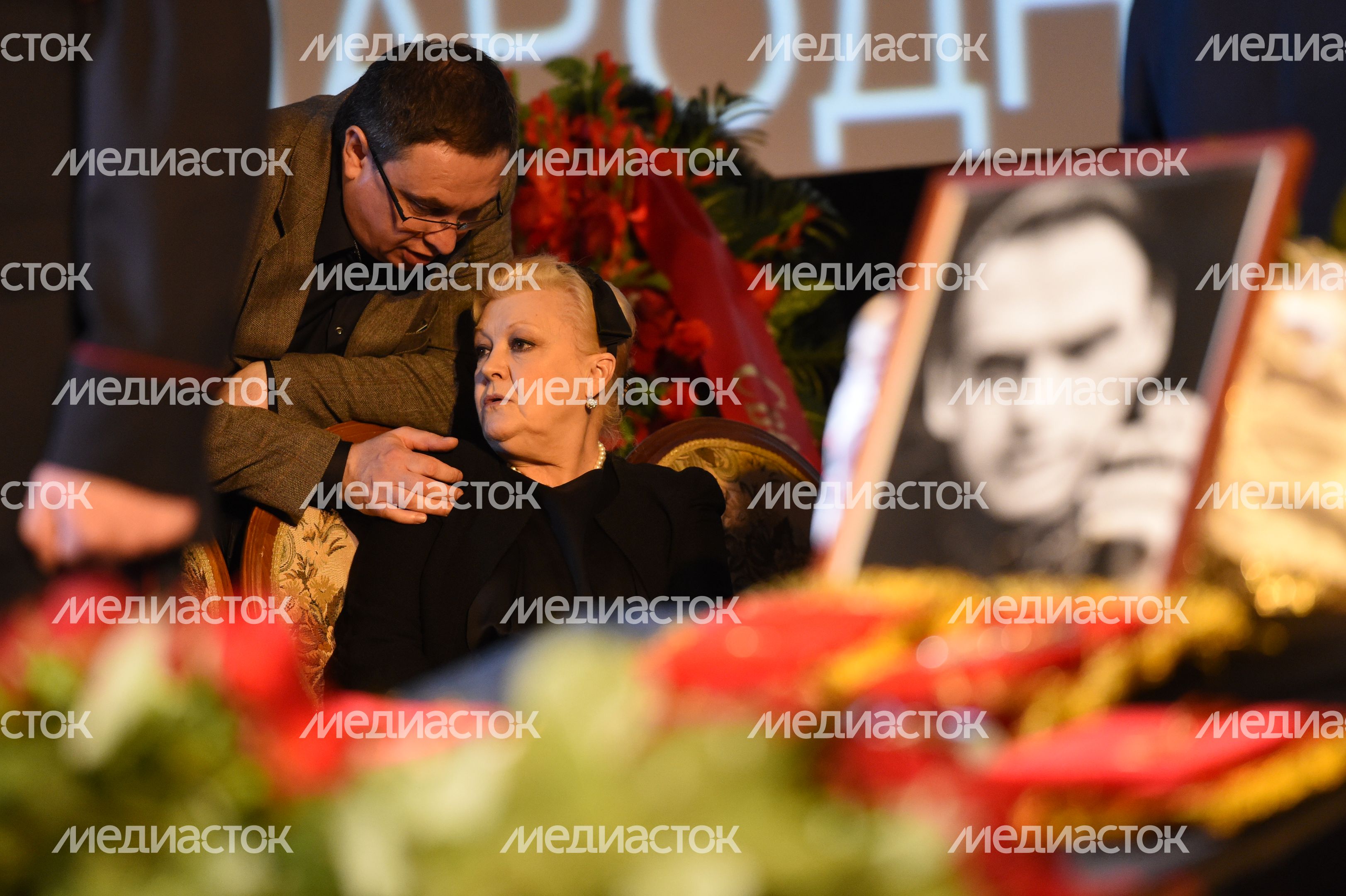Прощание с актером Алексеем Баталовым в Доме кино в Москве