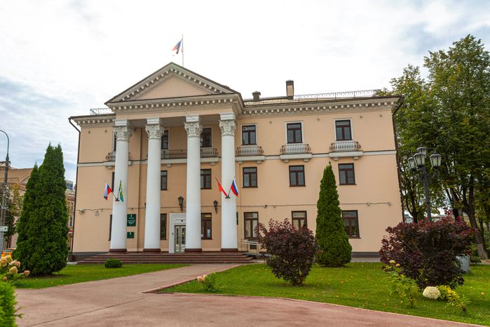 Дворец культуры «Видное» на улице Школьной в городе Видное Ленинского округа
