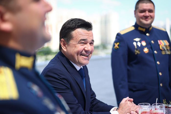 Губернатор поздравил подмосковных школьников, набравших 300 баллов на ЕГЭ