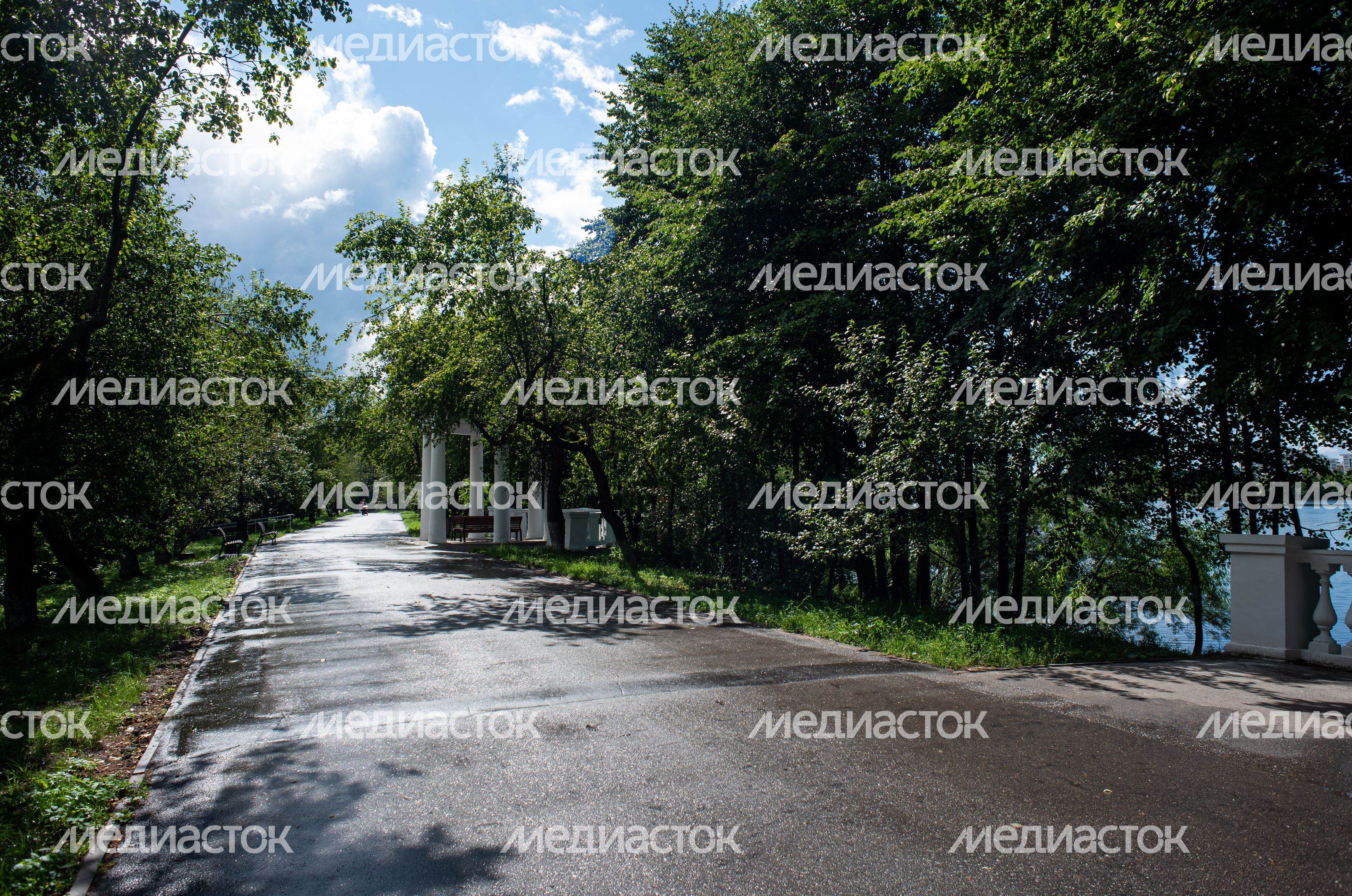 Летние виды города Дубна